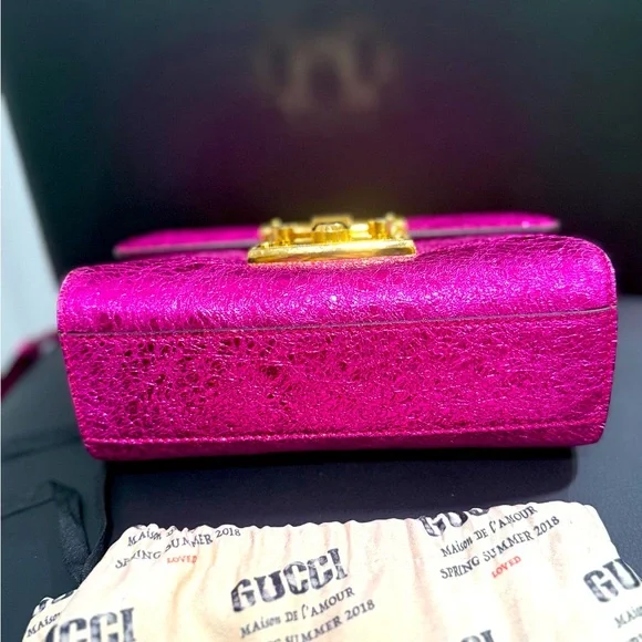 SOLD
Limited Edition Authentic Gucci Metallic Pink Galassia  Padlock - Picture 5 of 15